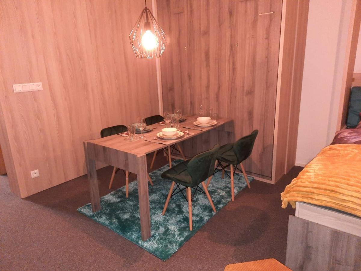 Apartman Artemis Besenova Ngoại thất bức ảnh